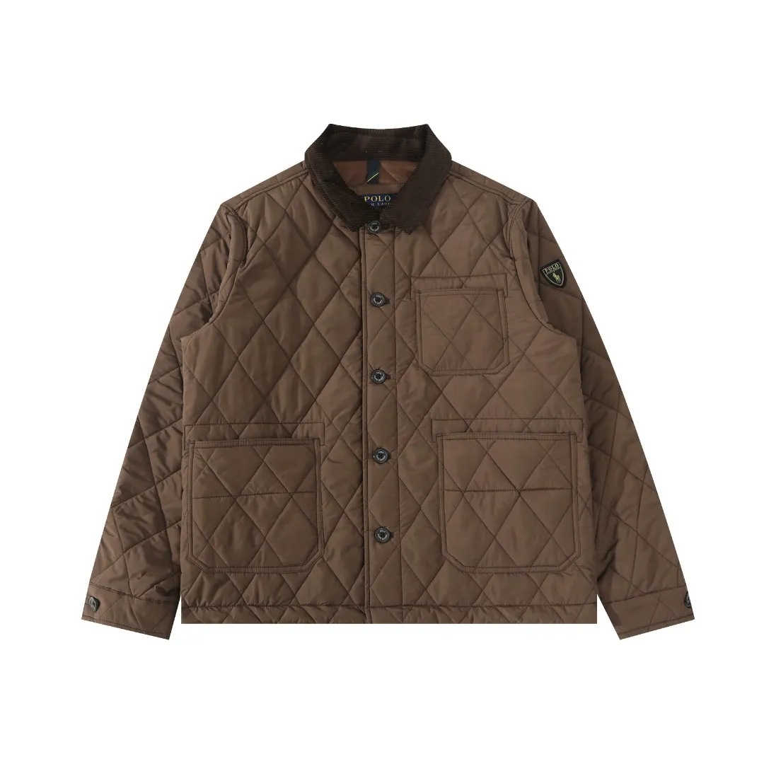 P370 #R50 Ralph Lauren/Ralph Lauren classic old money style workwear rhombus retro cotton jacket. Inspired by retro workwear, it reshapes the contemporary British style. Imported machine-pressed diamond quilting technology, every quilting line is accurately aligned, and the details are full of ingenuity; three-dimensional tailoring creates a neat H-shaped silhouette, and it can still remain light and straight when worn in multiple layers in autumn and winter. Customized metal buttons, low-key embellished textured corduroy lapel design, full of retro atmosphere, 37.5° temperature control black technology, breathable and moisture-proof, locks in temperature and sweat, waterproof and snow-proof fabric, no fear of bad weather, anti-run cotton patented technology, warm and soft, long-wearing without deformation, five high-end colors: navy | khaki | black | green | brown, easily suitable for commuting, leisure, and travel. Wearing one piece gives off a calm temperament of "old money style", and you can have both style and warmth in low-temperature weather.  Color: Navy blue, black, khaki, military green, brown Size: S M L